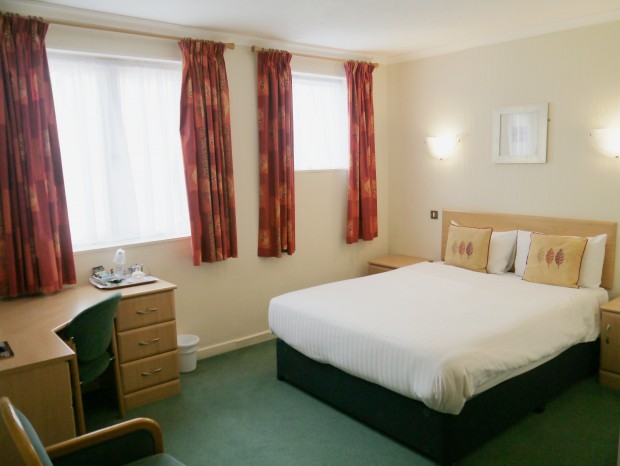 Double Room Hotel Restaurant Stockport King-Size Bed